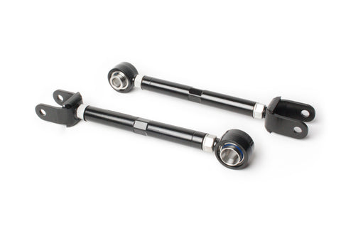Adjustable Rear Traction Arm Kit